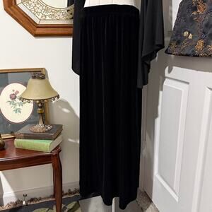 VTG 90s Unbranded Black Velvet Velour Gothic Witchy Maxi Skirt M/L